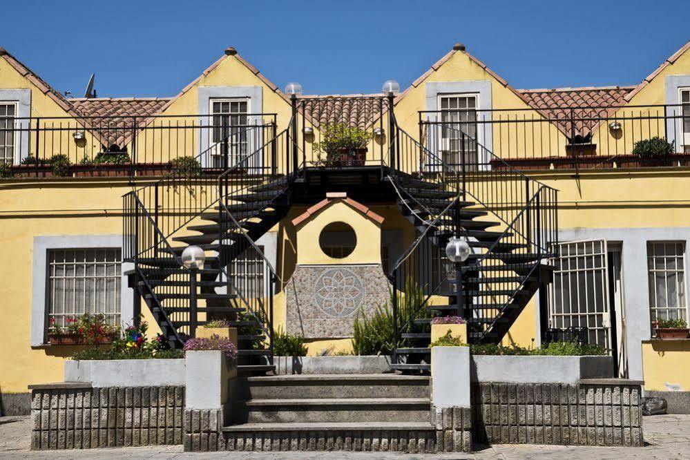 Agriturismo Il Casale Delle Ginestre Φιουμιτσίνο Εξωτερικό φωτογραφία