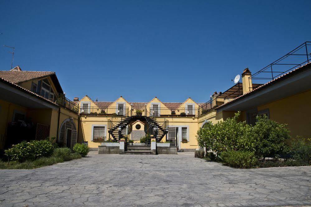 Agriturismo Il Casale Delle Ginestre Φιουμιτσίνο Εξωτερικό φωτογραφία