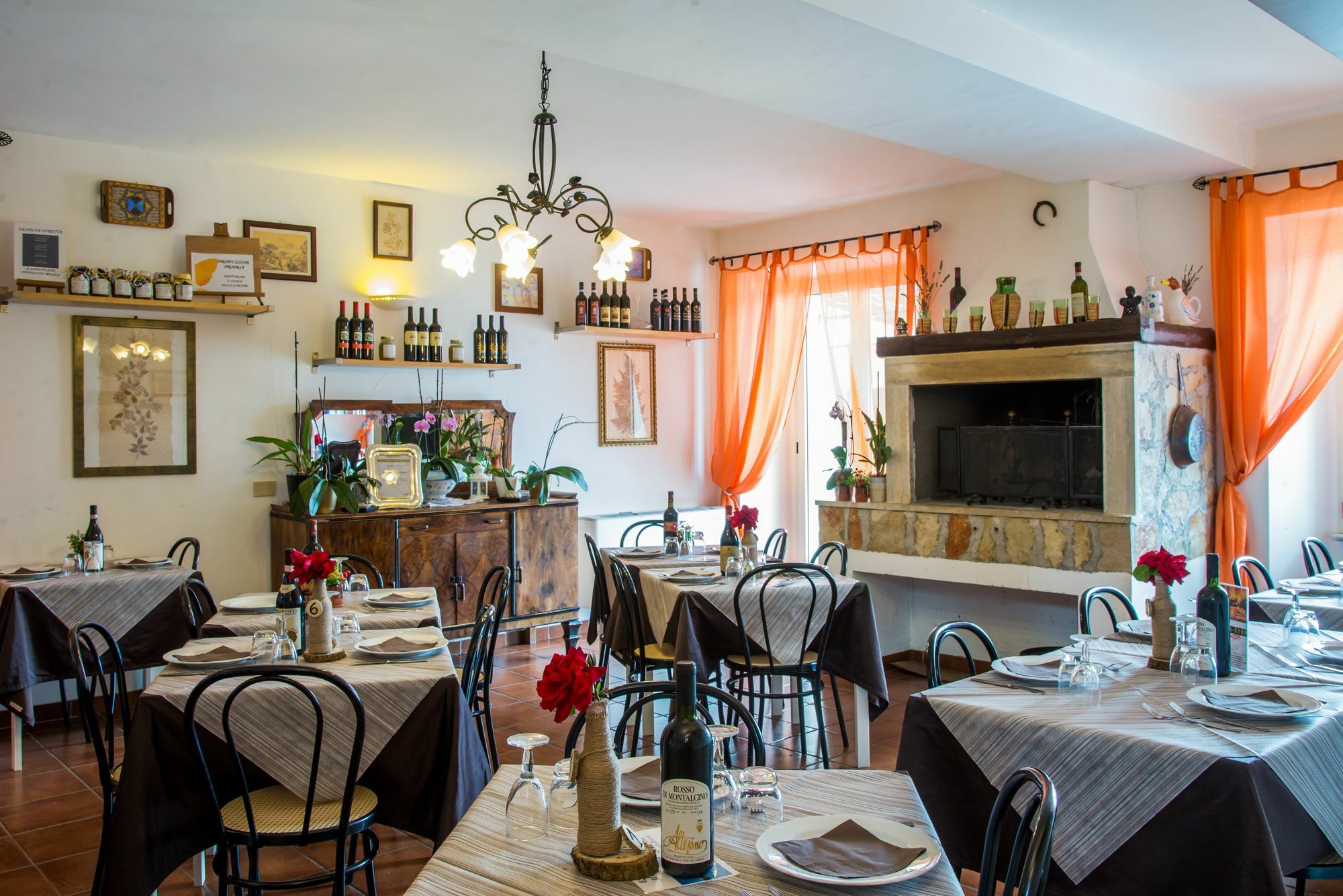 Agriturismo Il Casale Delle Ginestre Φιουμιτσίνο Εξωτερικό φωτογραφία
